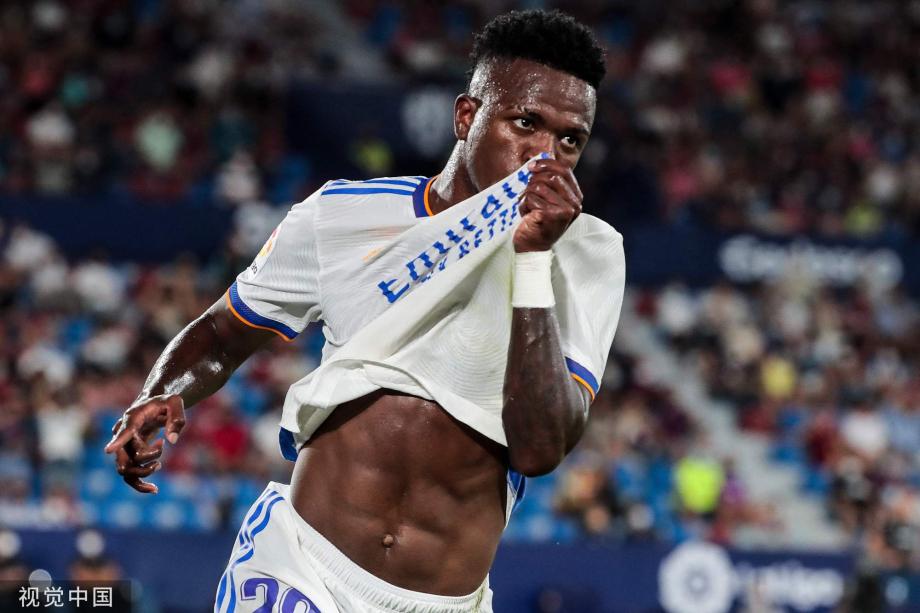 最后一个离 最后一个离