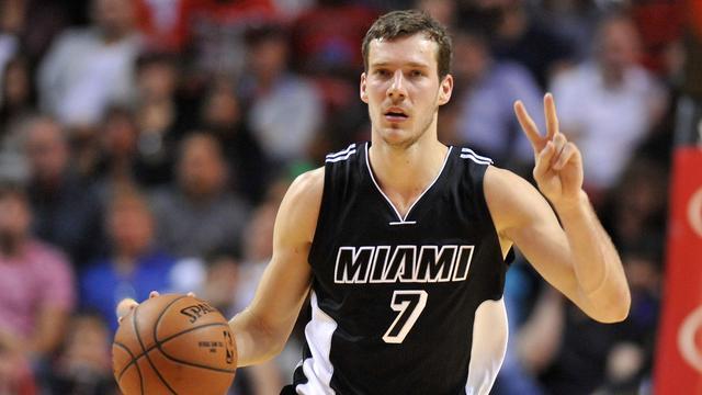 并完成了一 并完成了一