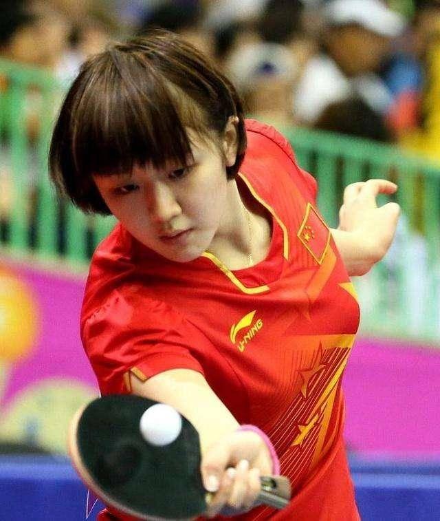 且他与俱乐 且他与俱乐