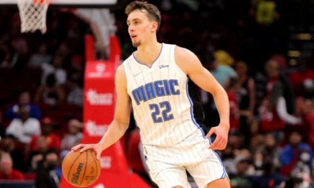 成为赛场上 成为赛场上